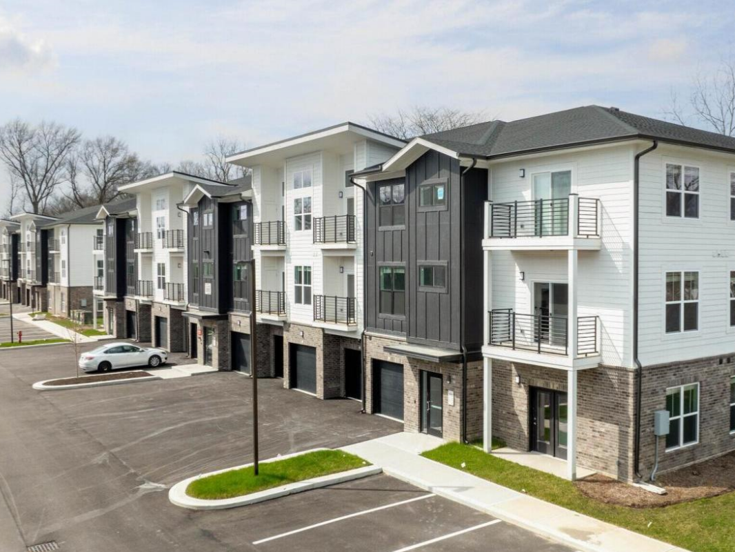 Arlo Apartments